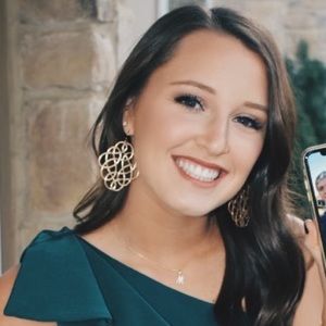 Meet your Posher, Abby